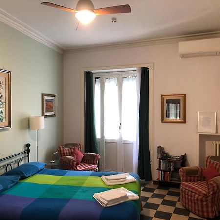 Tourist Flat - A Due Passi Apartment Рим Екстериор снимка