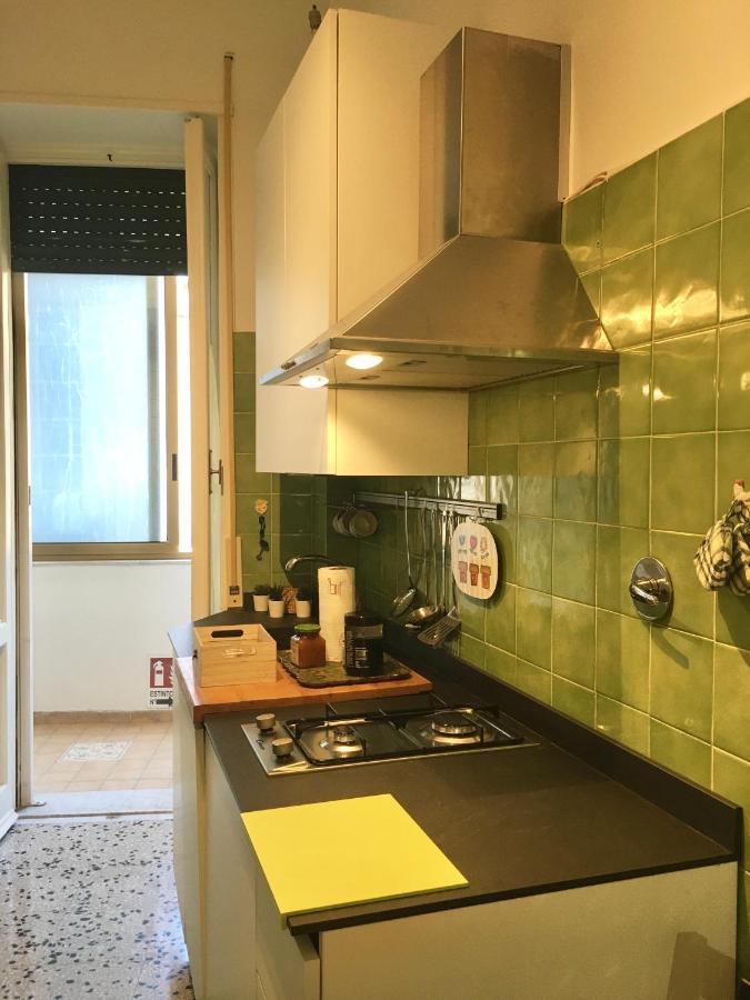 Tourist Flat - A Due Passi Apartment Рим Екстериор снимка